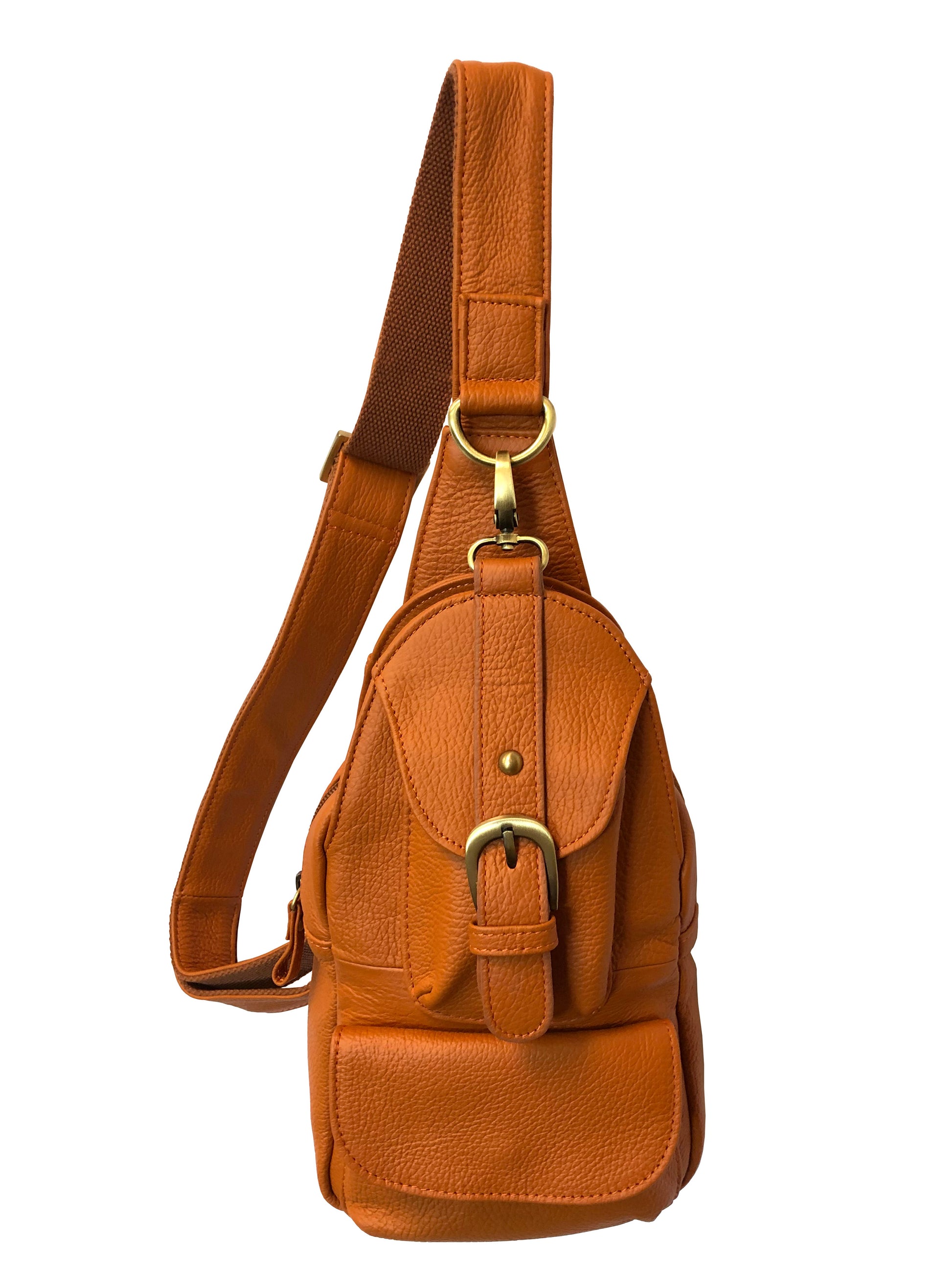 amerileather grylls petite cowhide leather multi pocket sling backpack Amerileather Grylls Petite Sling Purse (#707-012457)